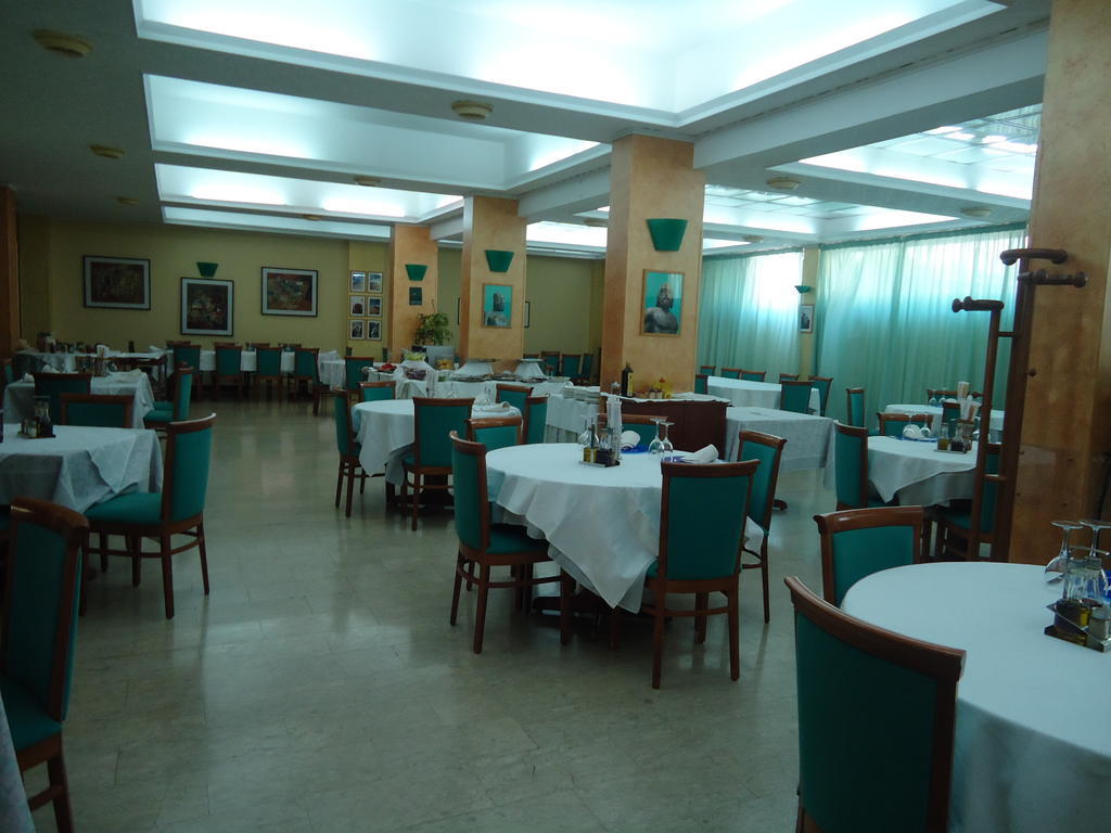 Hotel Ristorante Mommo Polistena Exterior photo
