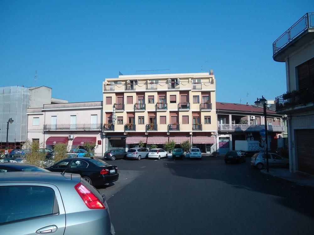 Hotel Ristorante Mommo Polistena Exterior photo